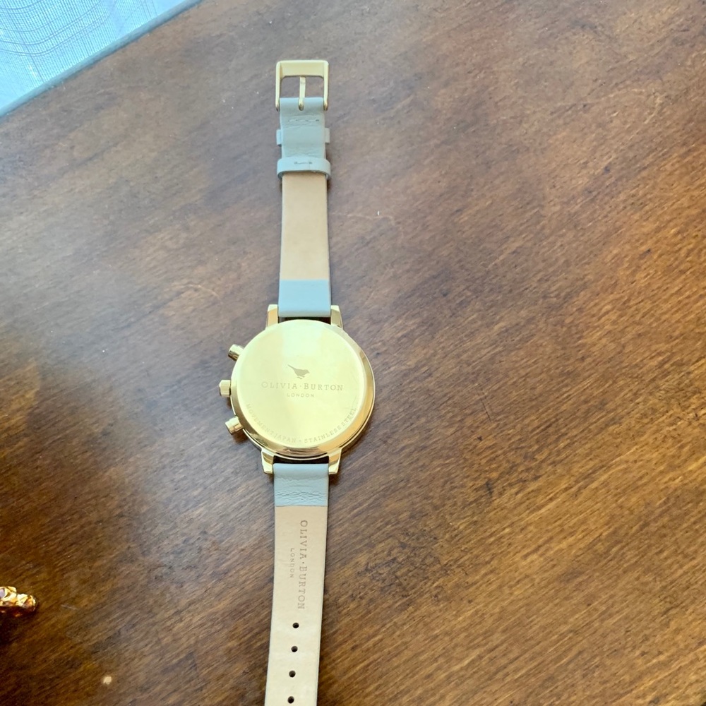 Olivia Burton View 5